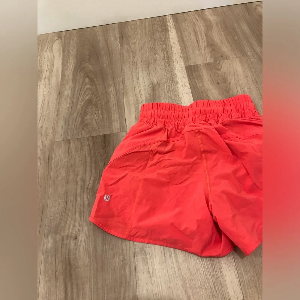 Lululemon Track That Mid-Rise Lined Short - Picture 5 of 10